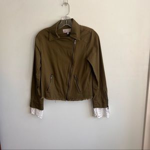 Dh NEW YORK army green moto jacket with eyelet cuffs. Raw edge hem, size XS